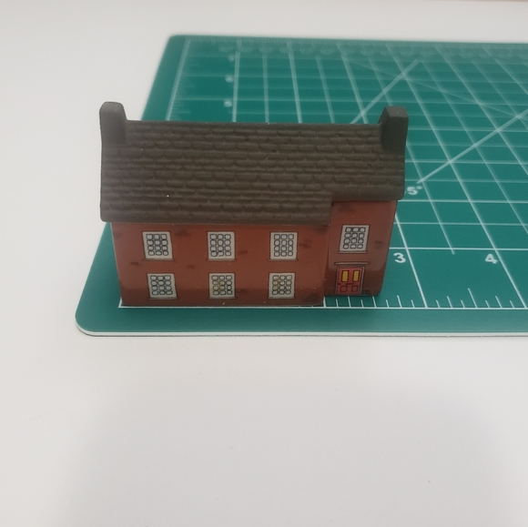 Wade England Figurines Whimsey On Why The Manor #24 - Picture 8 of 9